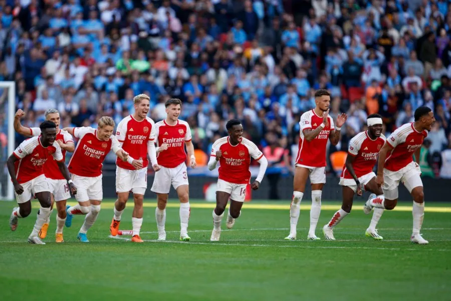 AP Arsenal venció en penaltis al Manchester City