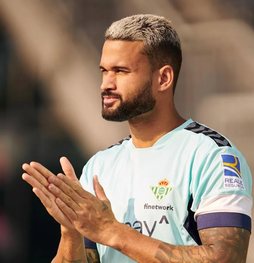 @willianjose Willian José en un entrenamiento con el Betis