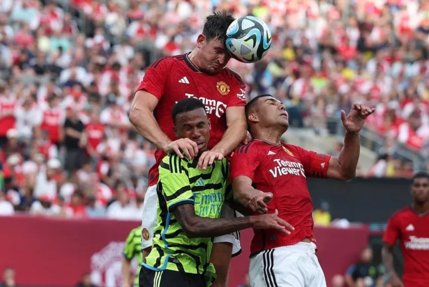 INSTAGRAM: @harrymaguire93 Balón disputado