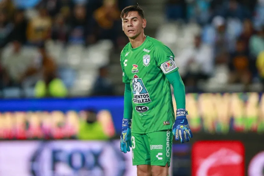 MEXSPORT Ustari en su estancia con Pachuca