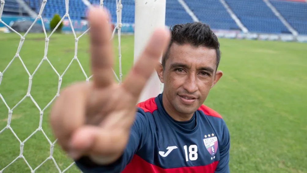 AGENCIA RÉCORD Hobbit Bermúdez sigue escribiendo historia con el Atlante