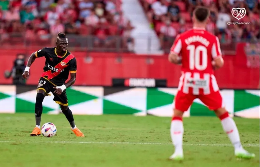 TWITTER: @rayovallecano Rayo Vallecano empezó con victoria LaLiga