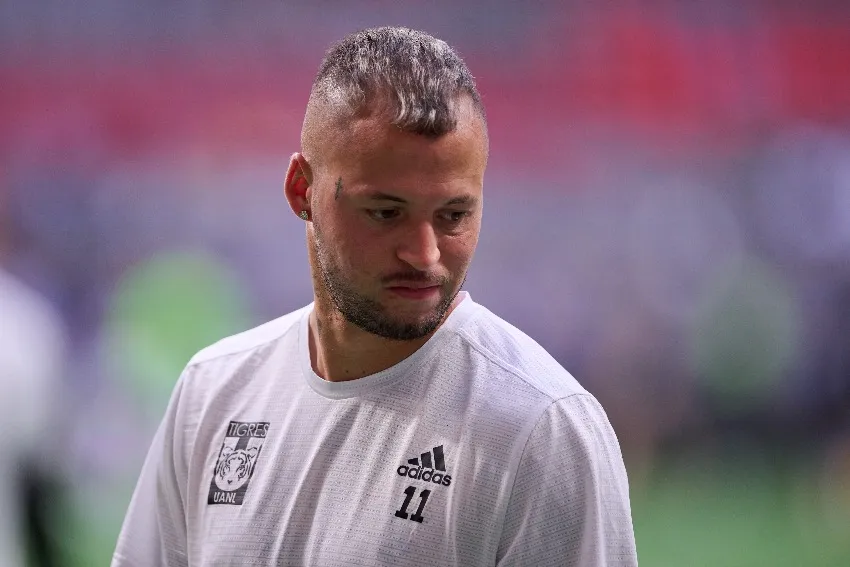 MEXSPORT Diente López en un partido de Tigres