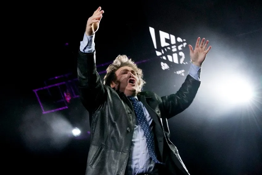 AP Milei gana elecciones primarias en Argentina