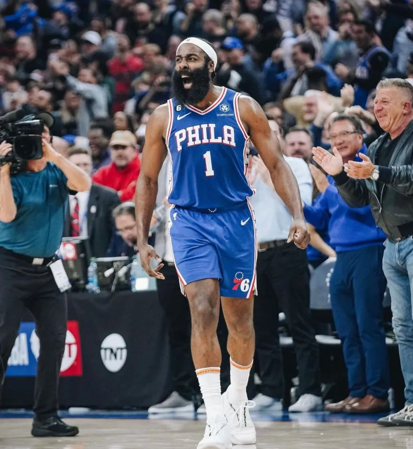 INSTAGRAM: @jharden13 James en la NBA