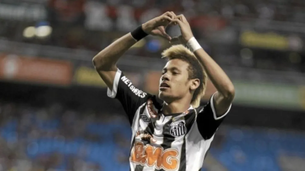 AP Ney en su época con el Santos de Brasil