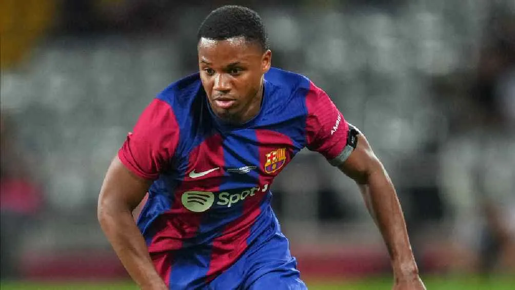 TWITTER @ActuFoot_ Fati se queda en el Barcelona