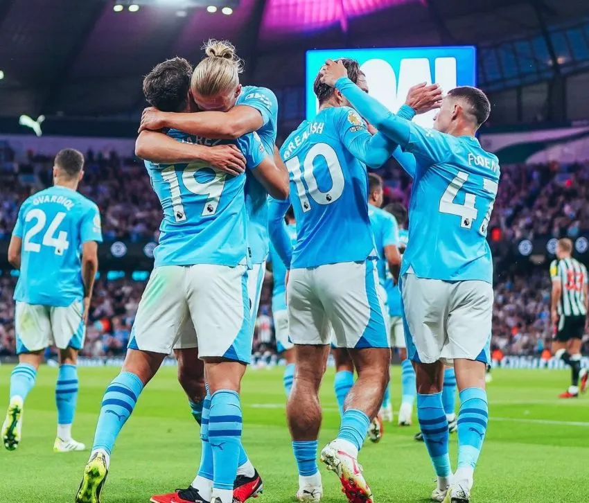 INSTAGRAM: @mancity Festejo del equipo local