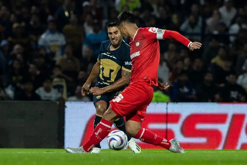 MIGUEL PONTÓN Pumas y Toluca empataron a un gol en CU