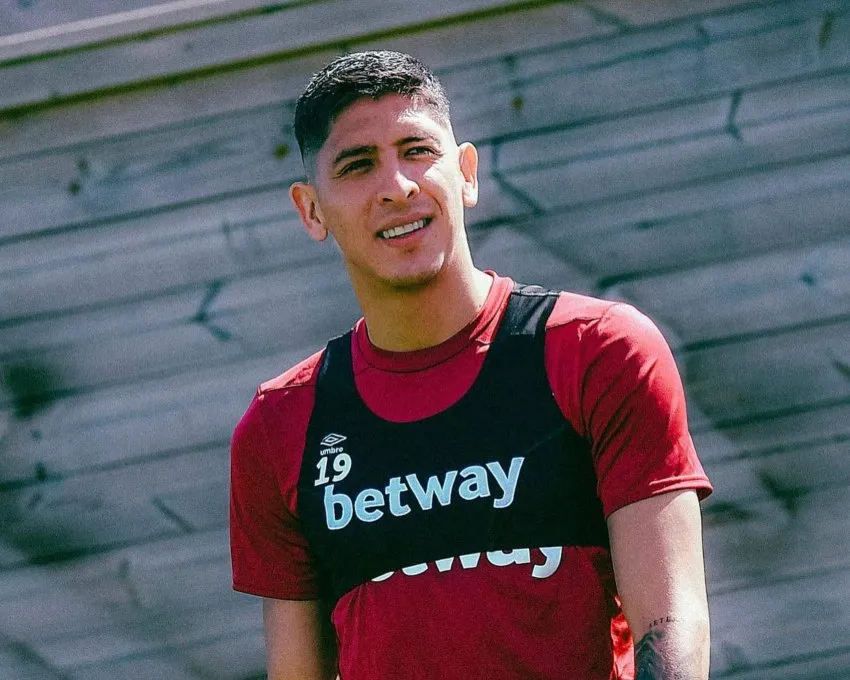 INSTAGRAM: @westham Edson Álvarez