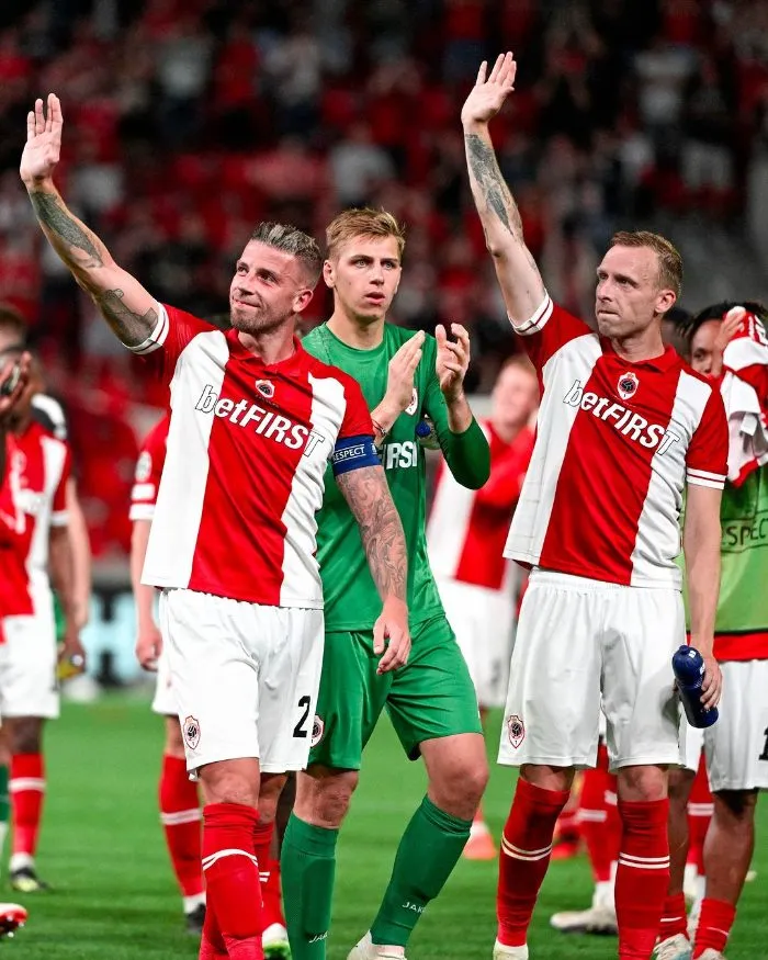 INSTAGRAM @royal_antwerp_fc Antwerp sacó la ventaja en la ida