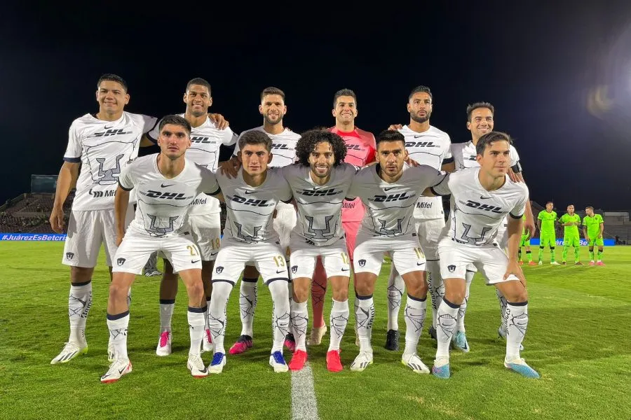 TWITTER: @PumasMX Titulares de Pumas contra Juárez