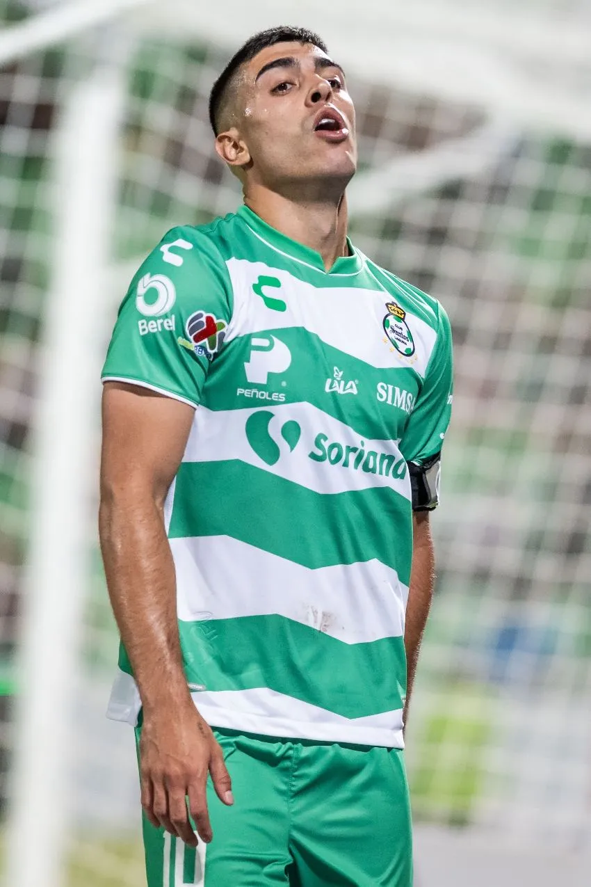 MEXSPORT Brunetta en un partido de Santos