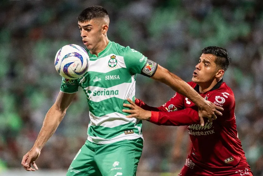 MEXSPORT Juan Brunetta en un partido de Santos