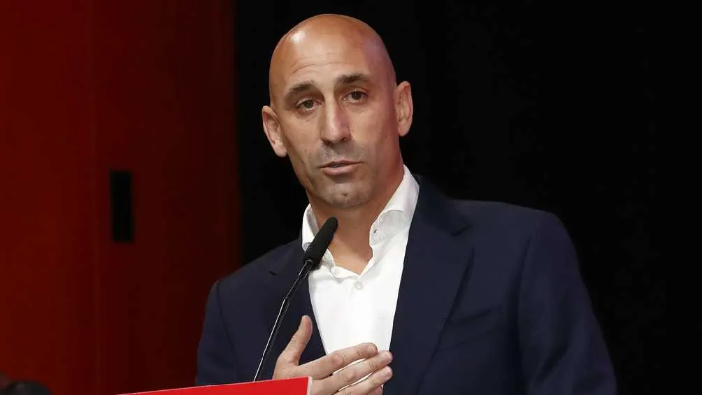 AP Rubiales sigue recibiendo críticas