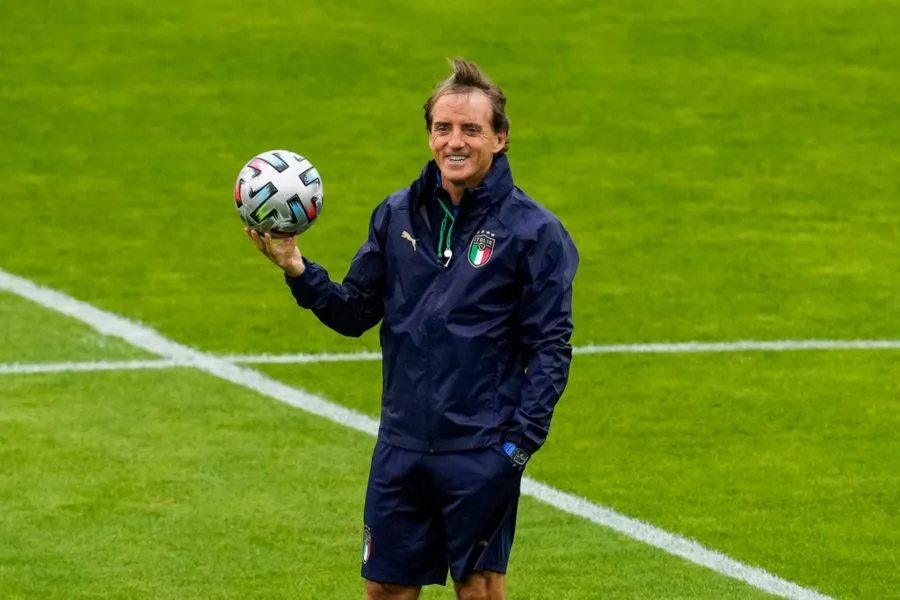 AP Roberto Mancini es nuevo DT de Arabia Saudita