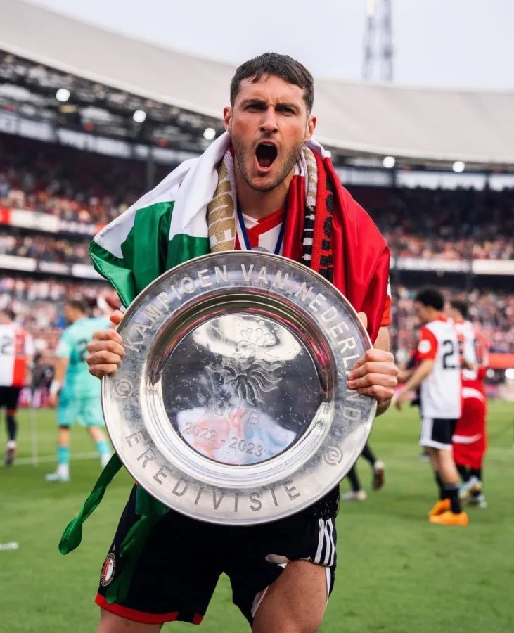 INSTAGRAM: @sant.gimenez Santi Giménez jugará la Champions League 23-24 con el Feyenoord
