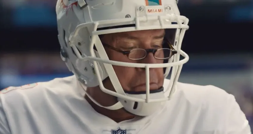 CAPTURA DE PANTALLA | @Edelman11 Dan Marino en el comercial de la NFL