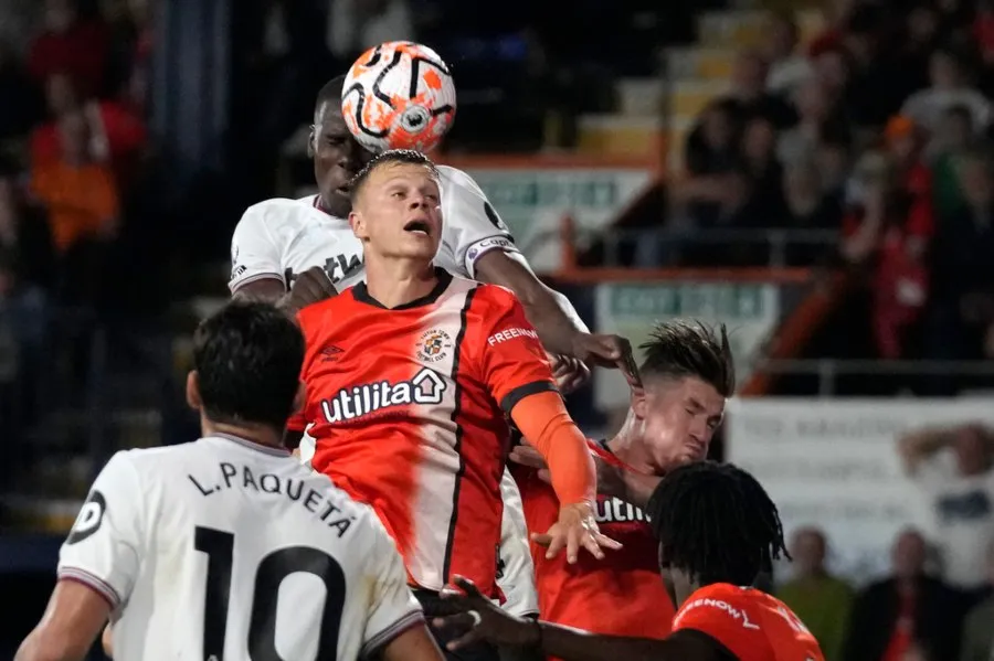 AP Gol de Kourt Zouma