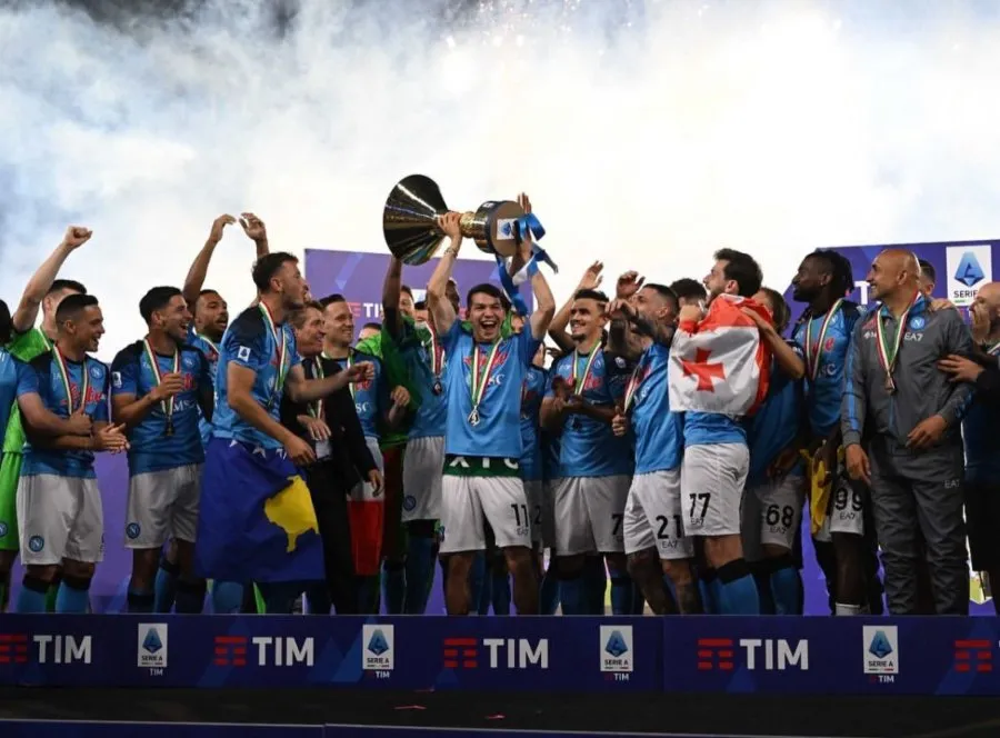 INSTAGRAM: @hirvinglozano Chucky con el título de Serie A