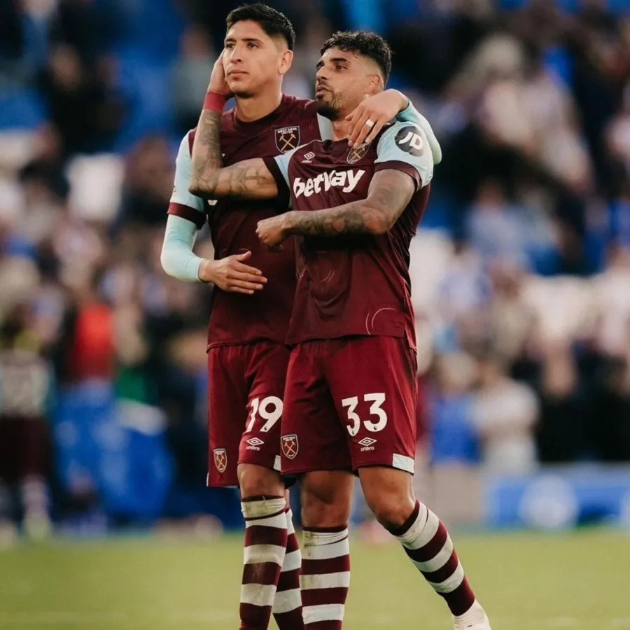 INSTAGRAM: @edsonnalvarez Edson Álvarez con Lucas Paquetá