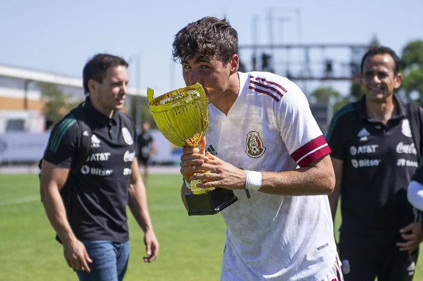 MEXSPORT Teun Wilke en el Maurice Revello con el Tricolor 2022