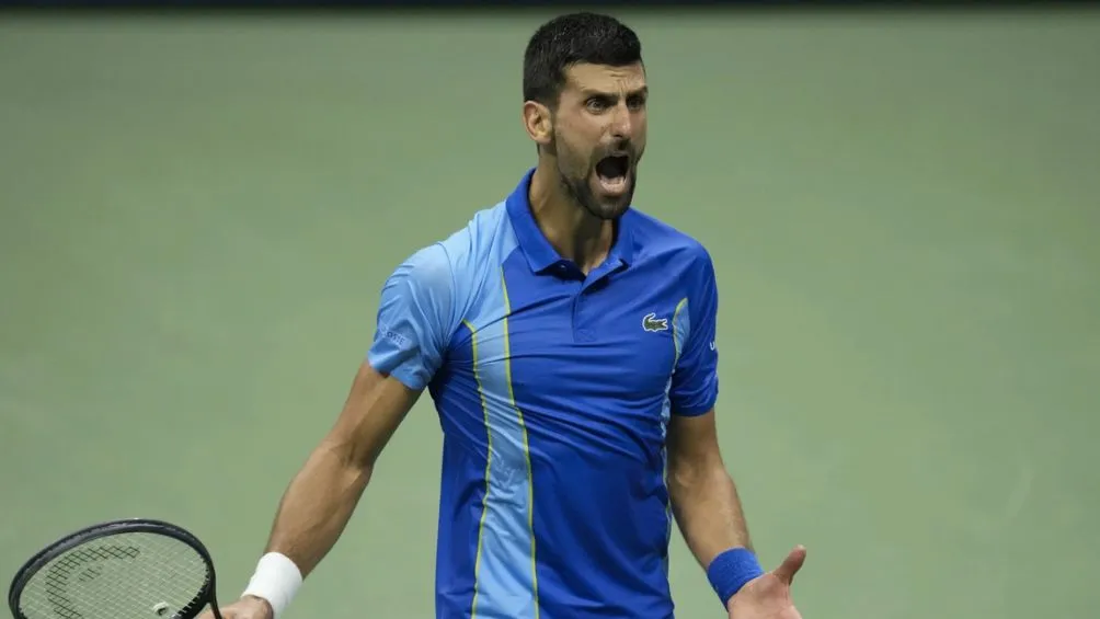 AP Djokovic celebra un punto en la Final del US Open