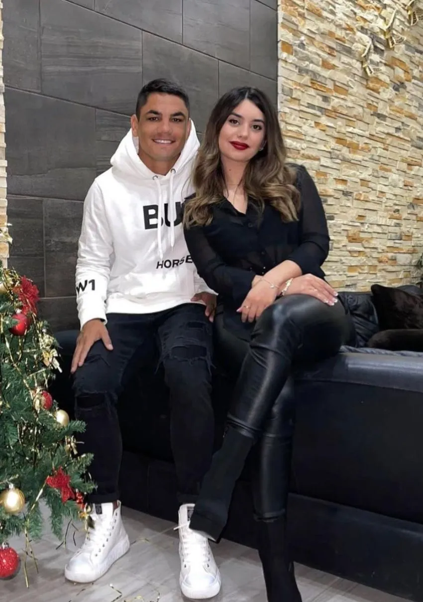 @toro_fernandez19 Toro Fernández y su pareja Milagros serán padres por primera vez