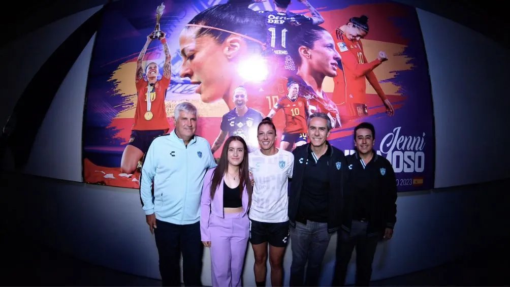 TWITTER: @Tuzos La española previo al homenaje en el Estadio Hidalgo