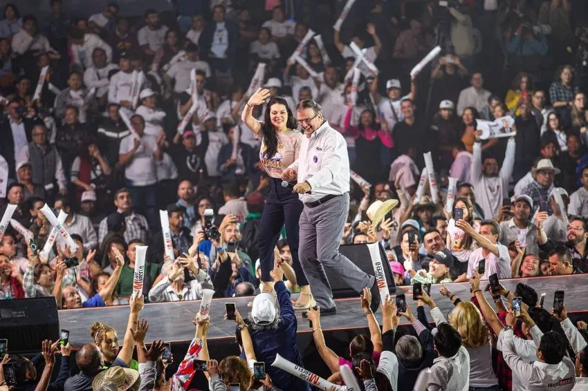 @m_ebrard Marcelo Ebrard pone ultimátum en Morena