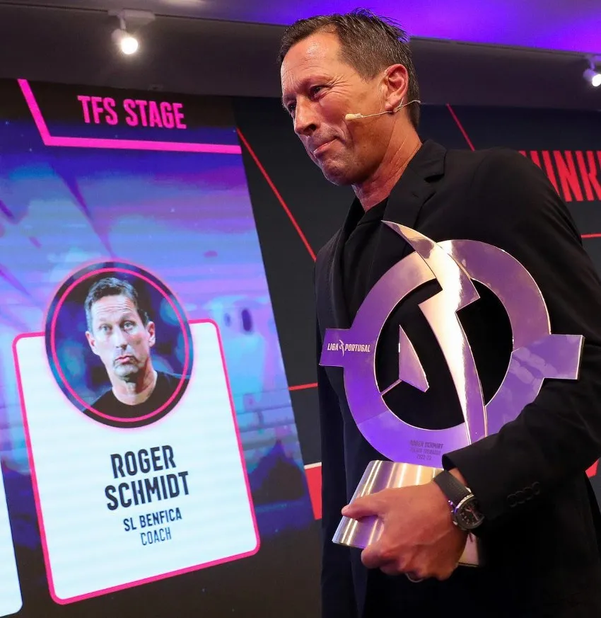 @slbenfica Roger Schmidt, DT de Benfica