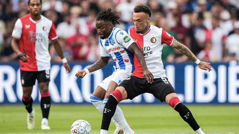TWITTER: @Feyenoord Imágenes del partido entre el Feyenoord y el Heerenveen