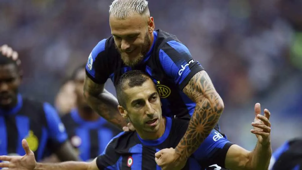 AP Mjitaryán fue la figura