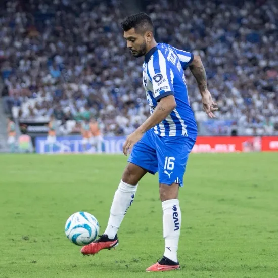 @Rayados Tecatito Corona en su debut con Rayados