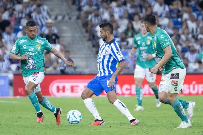 @Rayados Tecatito debutó y dio una asistencia