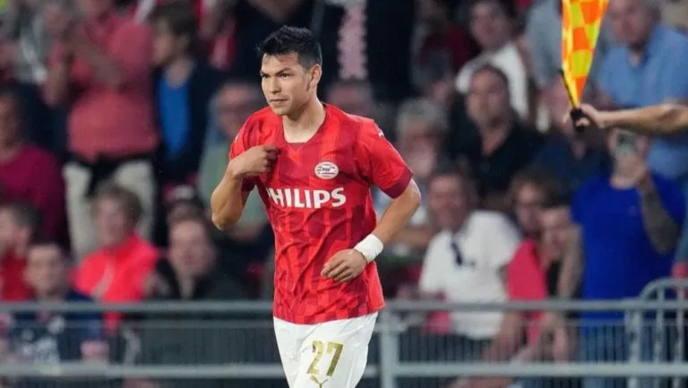 TWITTER @PSV Lozano regresó con el PSV