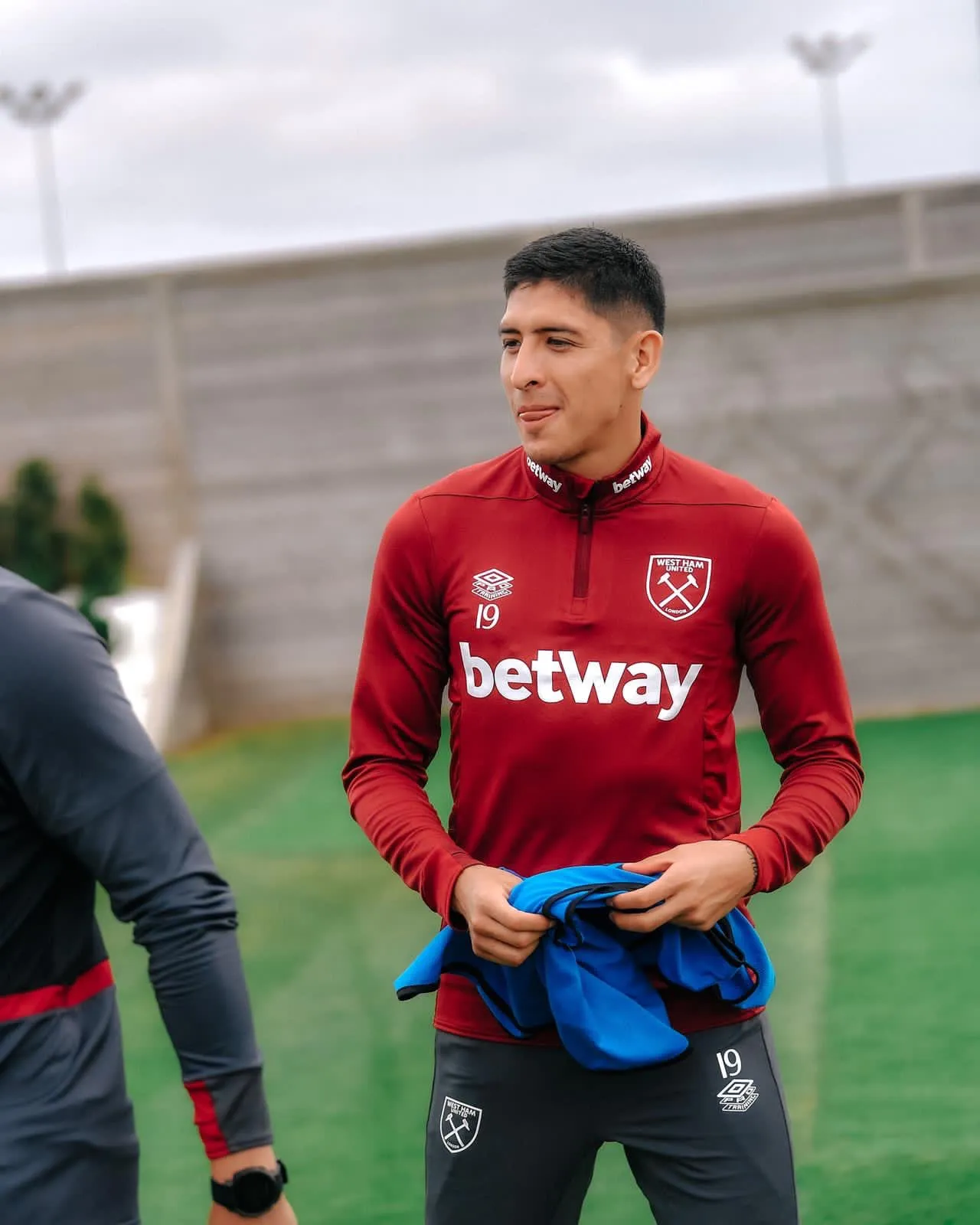 TWITTER @EdsonAlvarez19 El mexicano no jugará ante el TSC