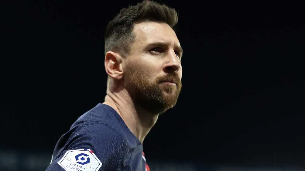 AP No la pasó bien en París