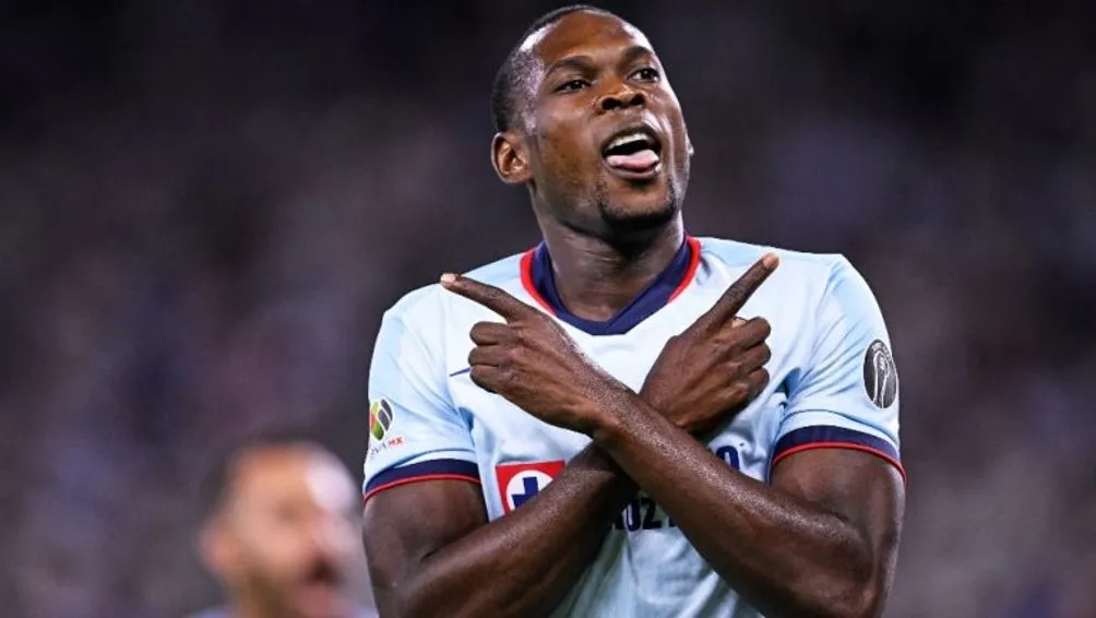 MEXSPORT Diber Cambindo festeja un gol