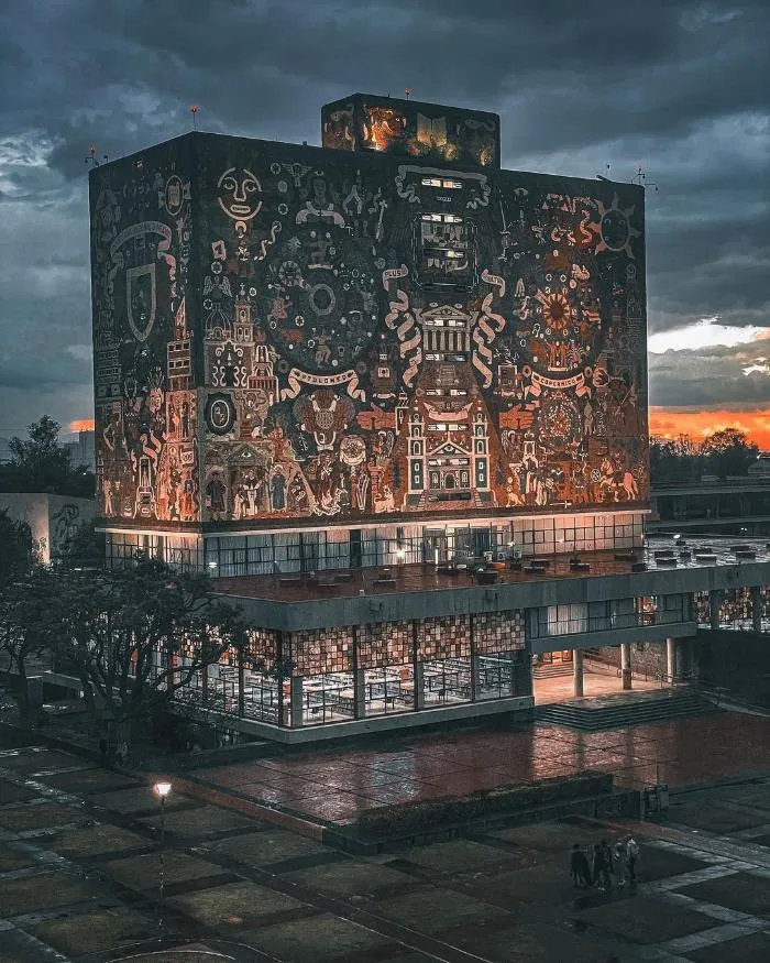 INSTAGRAM @unam_mx UNAM suspende clases