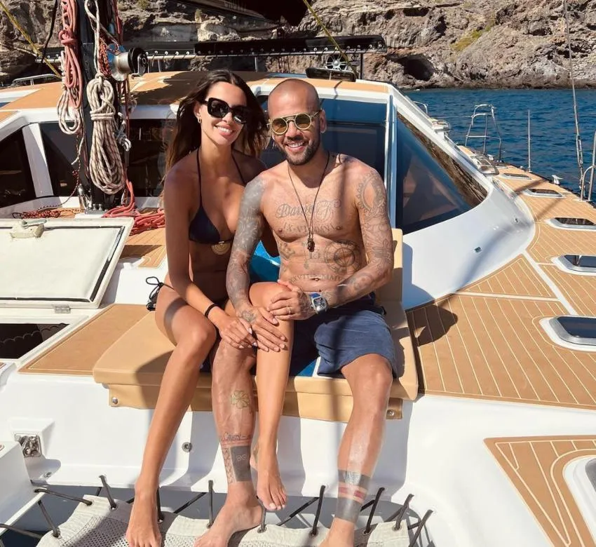 @danialves Joana Sanz detiene divorcio con Dani Alves