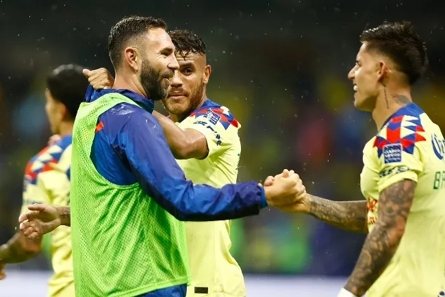 Twitter @Miguel_layun Miguel Layún tampoco estará disponible