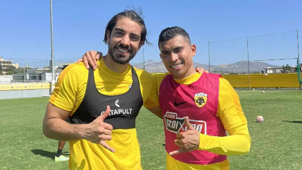 TWITTER @AEK_FC_OFFICIAL Los mexicanos jugaron en la derrota