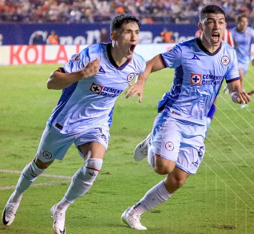 INSTAGRAM: @cruzazul El Azul sacó la victoria en San Luis