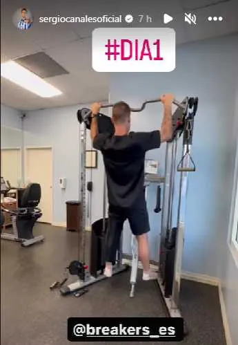 INSTAGRAM: @sergiocanalesoficial En un video que subió, se ve al jugador haciendo trabajo de fuerza