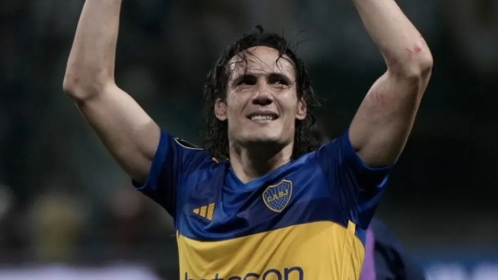 TWITTER: @BocaJrsOficial Cavani celebrando el pase del equipo Xeneize a la Final