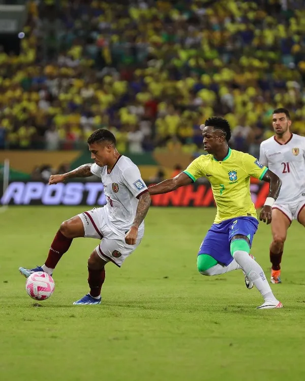INSTAGRAM @selevinotinto Venezuela y Brasil repartieron puntos