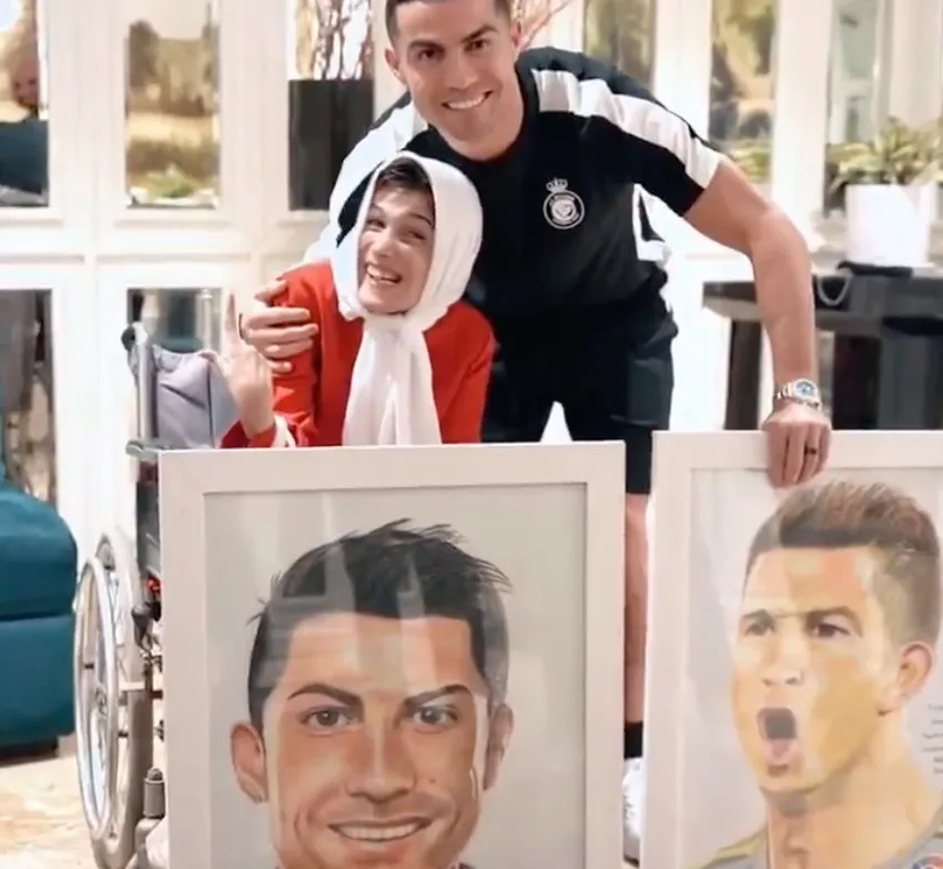 CAPTURA DE PANTALLA | @AlertaMundial2 Cristiano Ronaldo en su encuentro con Fatemeh Hamami