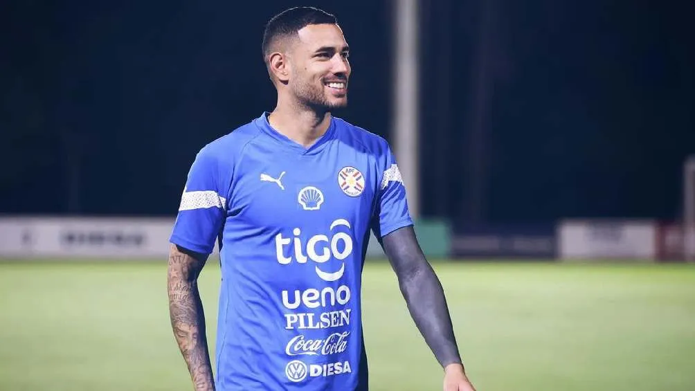 INSTAGRAM @tsanabria El paraguayo negó escupir al jugador