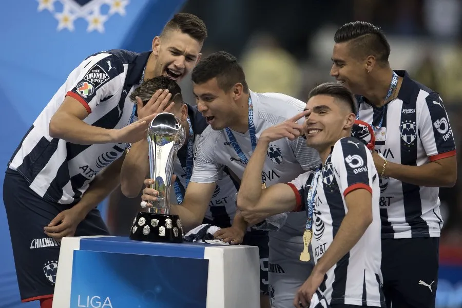 MEXSPORT César Montes y Johan Vásquez en Rayados